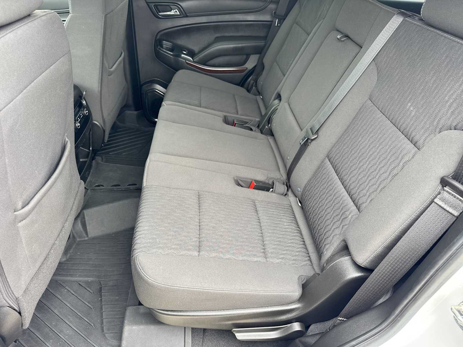 Used 2020 GMC Yukon SLE w/ SLE Value Package AWD/4WD image 18