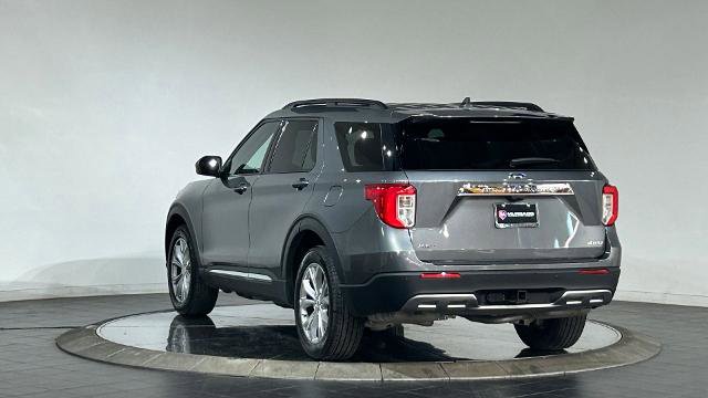 Certified 2023 Ford Explorer XLT w/ Equipment Group 202A AWD/4WD image 7