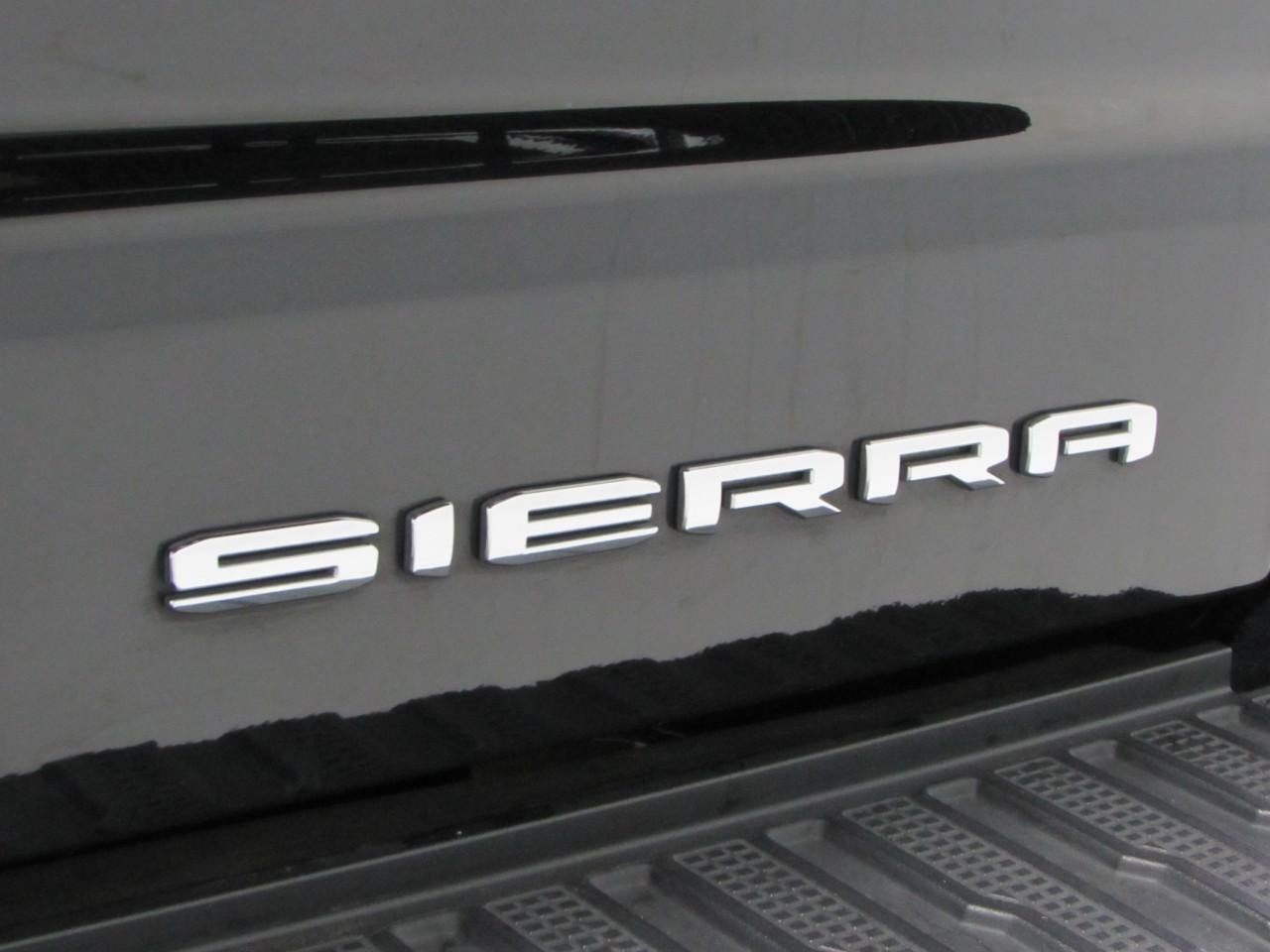 Used 2023 GMC Sierra 1500 Denali w/ Denali Reserve Package AWD/4WD image 36