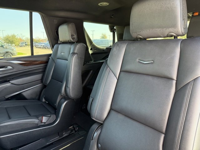 Used 2021 Cadillac Escalade Luxury image 21