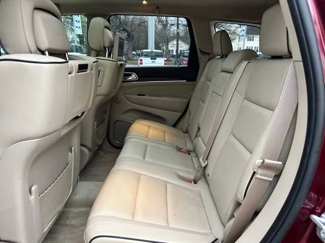 Used 2017 Jeep Grand Cherokee Overland w/ Jeep Active Safety Group image 53