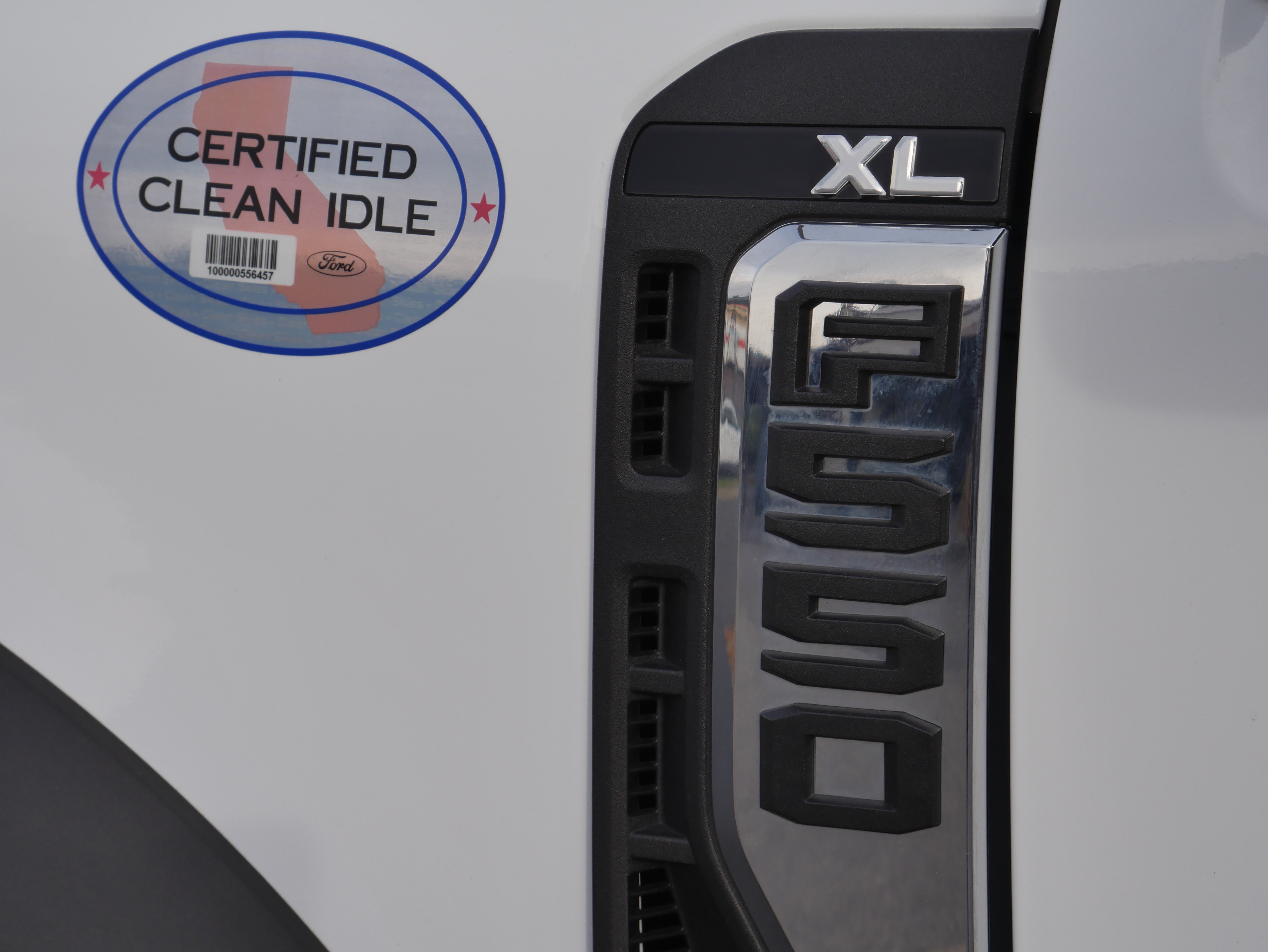Certified 2024 Ford F550 4x4 Regular Cab Super Duty image 15