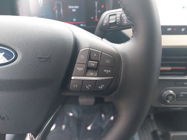 Certified 2025 Ford Maverick Lariat w/ 4K Tow Package image 17