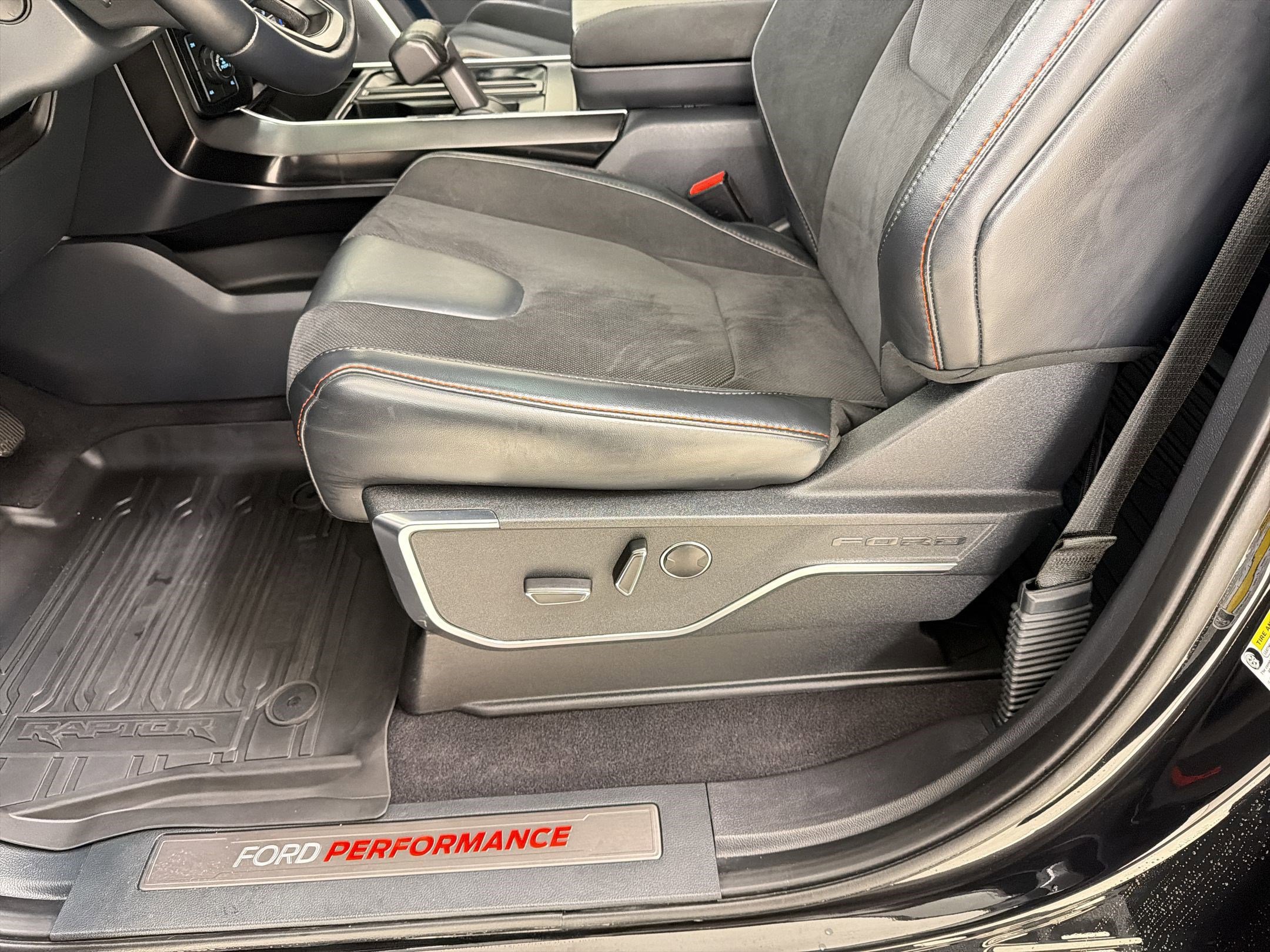 Certified 2023 Ford F150 Raptor w/ Equipment Group 802A Raptor R AWD/4WD image 13