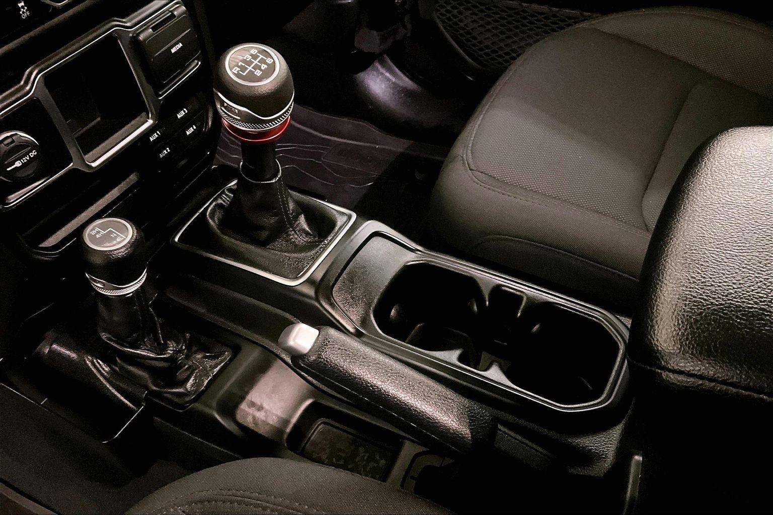 Used 2022 Jeep Wrangler Unlimited Sport image 16