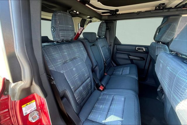 Certified 2025 Ford Bronco Heritage Edition AWD/4WD image 26