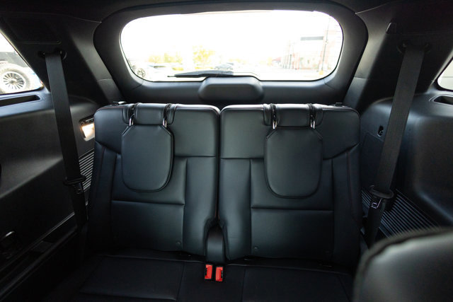 Certified 2025 Ford Explorer ST-Line w/ Premium Package image 11