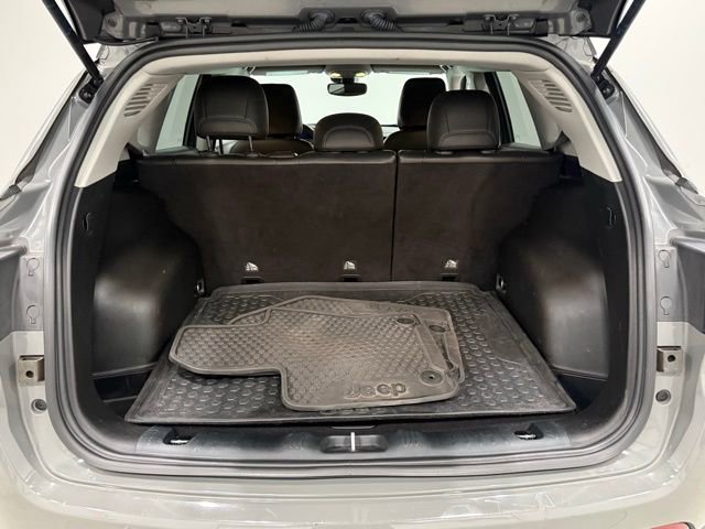Used 2022 Jeep Compass Trailhawk w/ Trailhawk Convenience Group image 34
