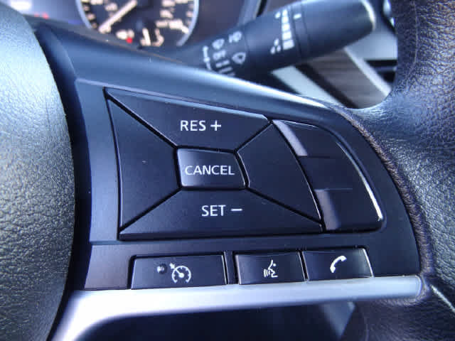 Used 2024 Nissan Altima 2.5 SV FWD image 17