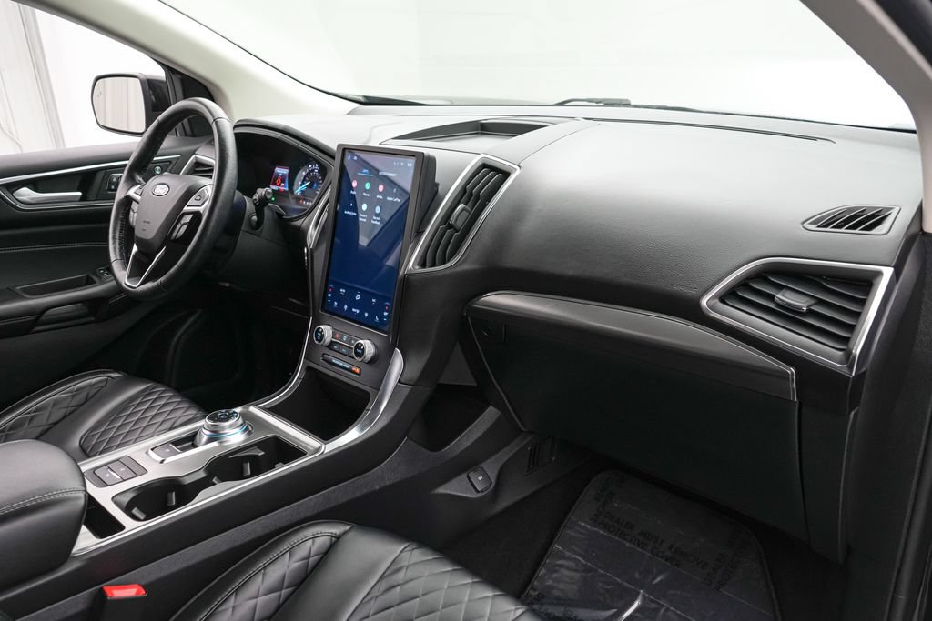 Certified 2023 Ford Edge Titanium AWD/4WD image 22