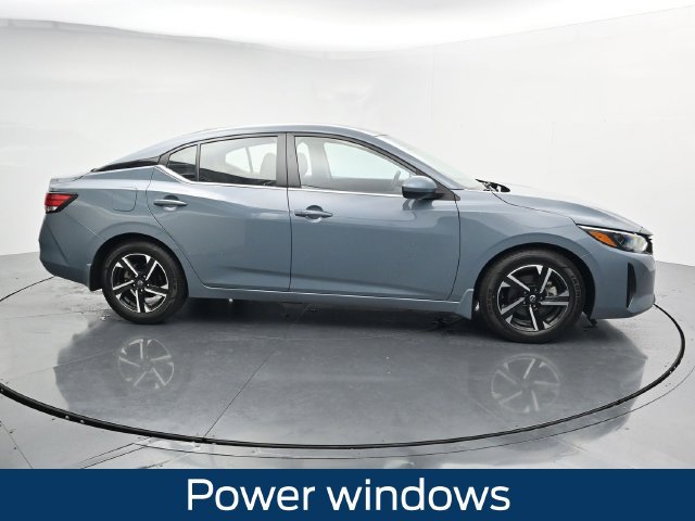 Used 2025 Nissan Sentra SV FWD image 12