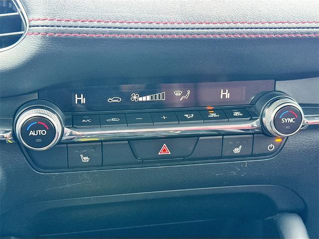 Used 2024 MAZDA MAZDA3 s image 14