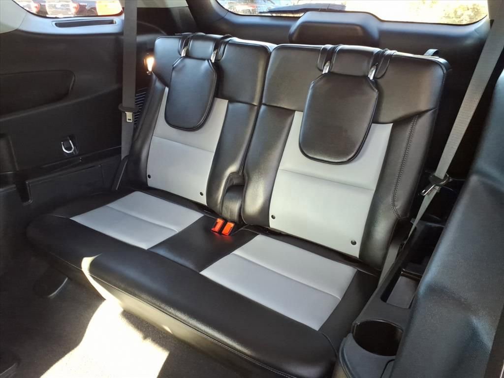 Certified 2024 Ford Explorer XLT w/ Equipment Group 202A image 14