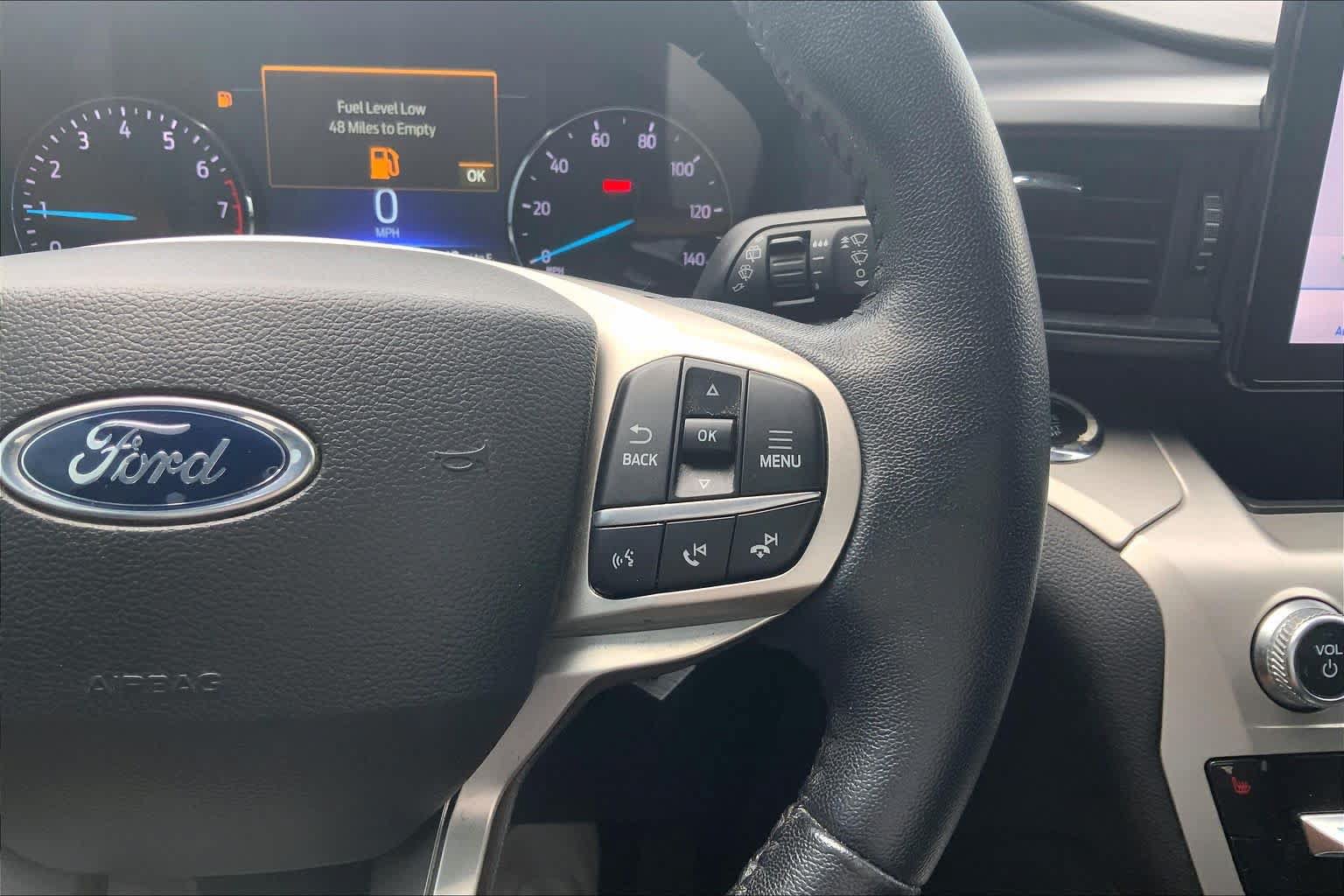 Certified 2022 Ford Explorer XLT RWD image 25
