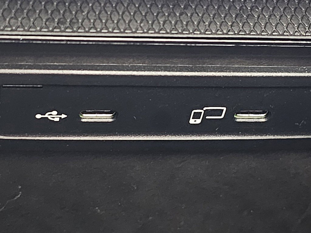 Used 2021 Mercedes-Benz GLC 300 image 13