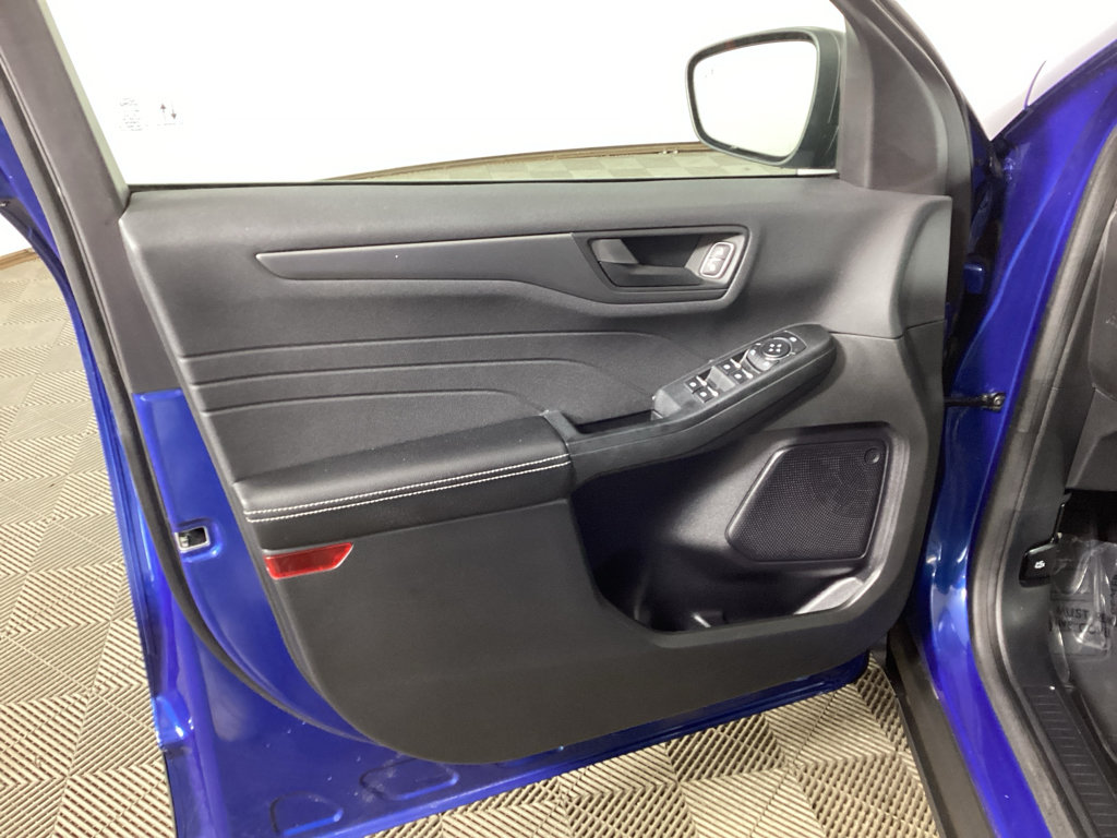Certified 2023 Ford Escape Active FWD image 16