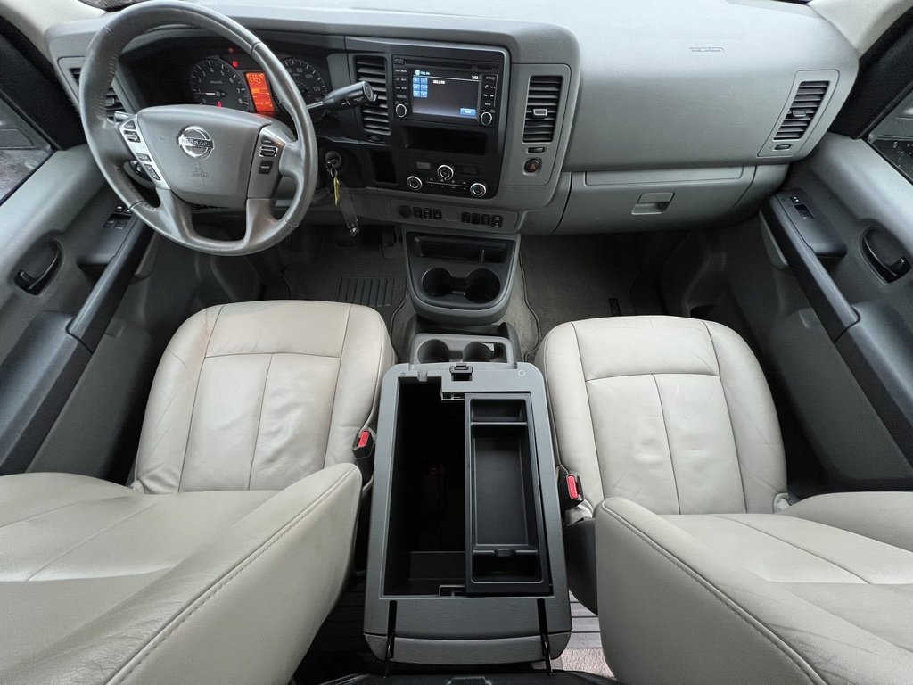 Used 2019 Nissan NV 3500 SL image 23