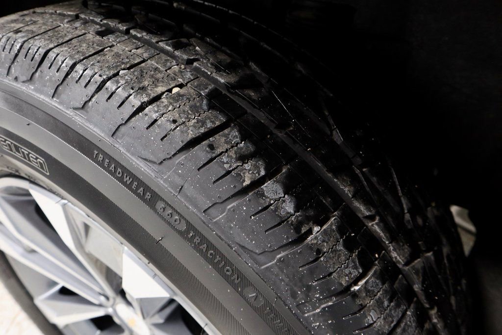 Used 2025 Chevrolet Equinox LT image 21