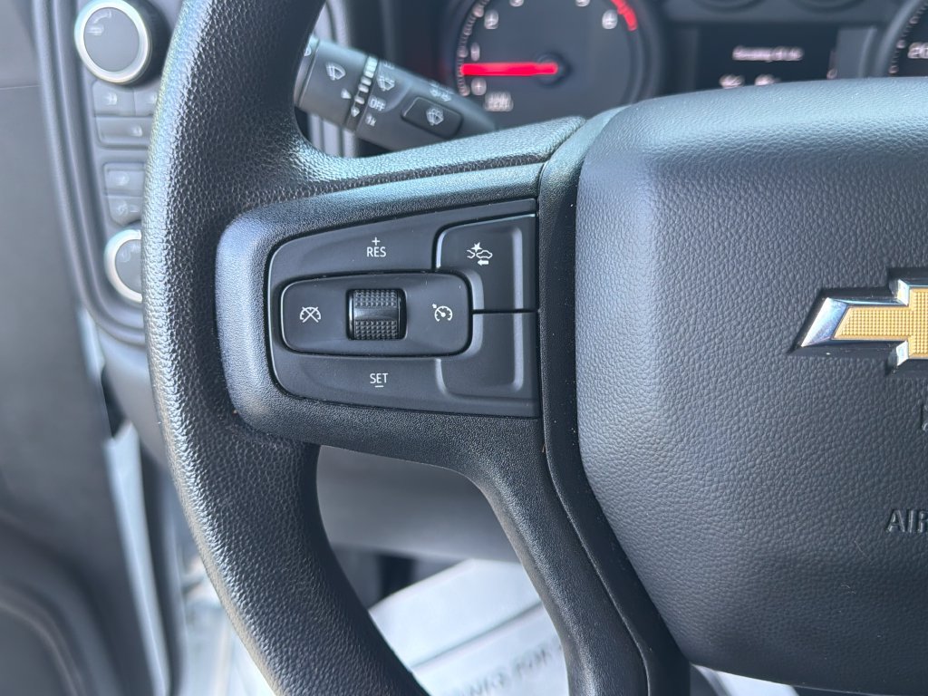 Used 2025 Chevrolet Silverado 2500 W/T AWD/4WD image 18