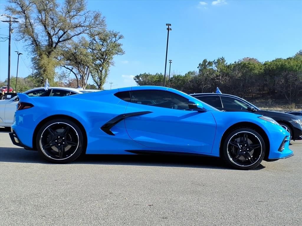 Used 2023 Chevrolet Corvette Stingray Premium Cpe w/ Z51 Performance Package image 5