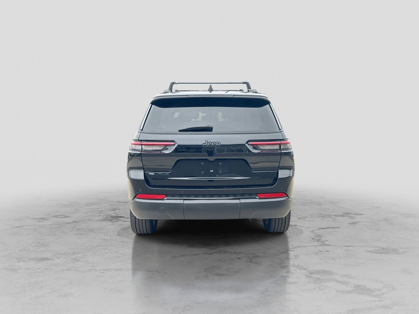 Used 2023 Jeep Grand Cherokee L Laredo AWD/4WD image 7