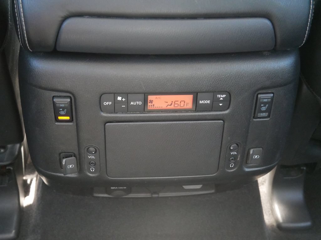 Used 2019 Nissan Armada Platinum w/ Captain's Chairs Package AWD/4WD image 15