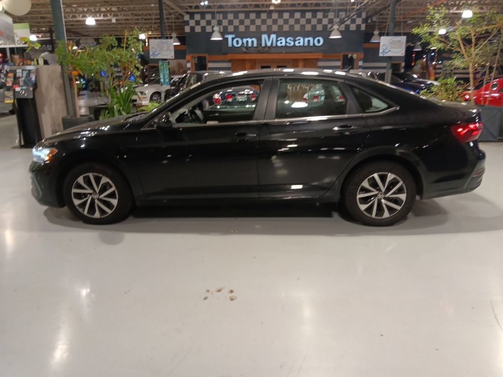 Used 2024 Volkswagen Jetta S FWD image 14