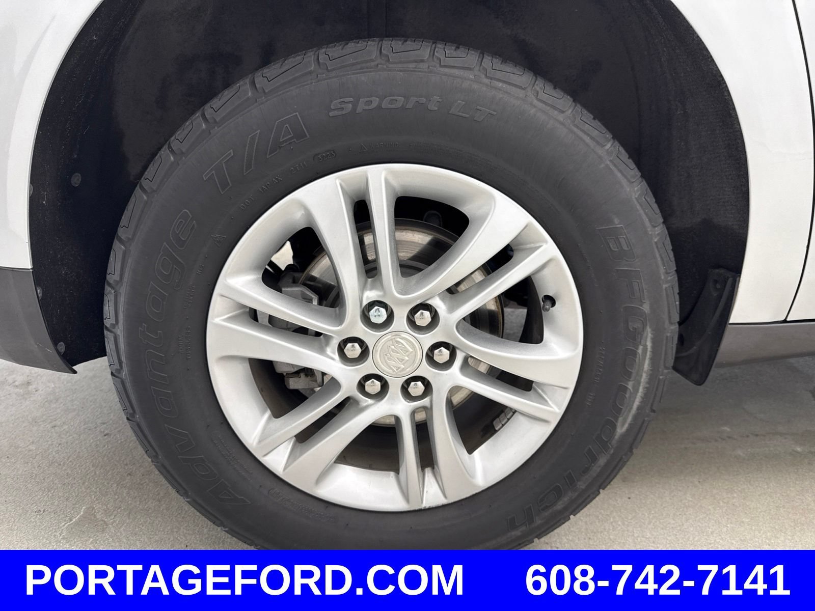 Used 2021 Buick Enclave Essence FWD image 43