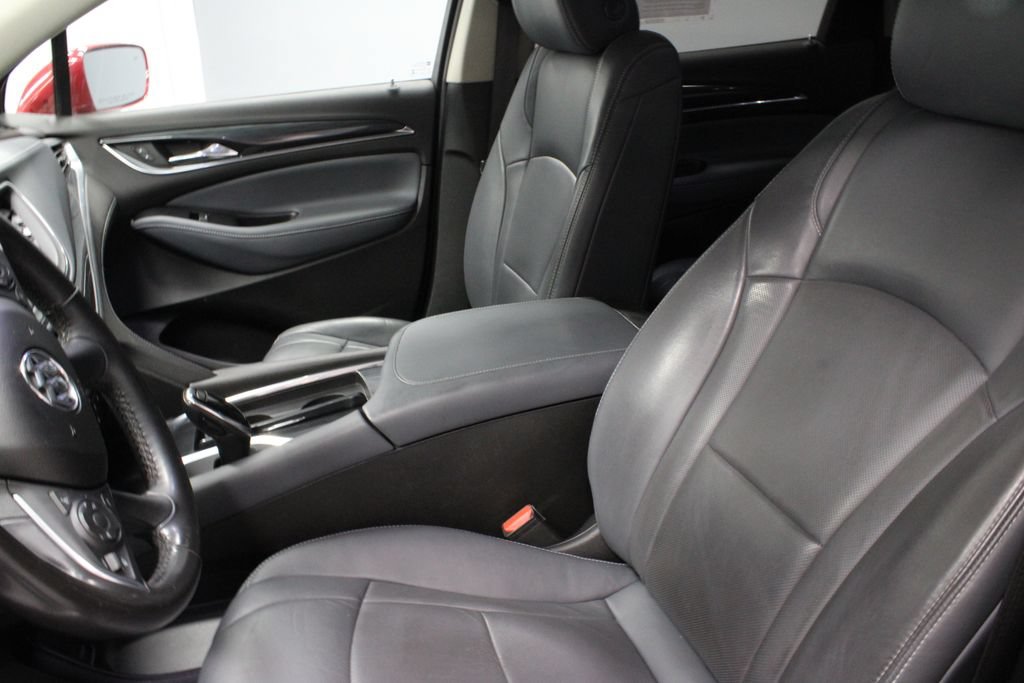 Used 2019 Buick Enclave Essence FWD image 23