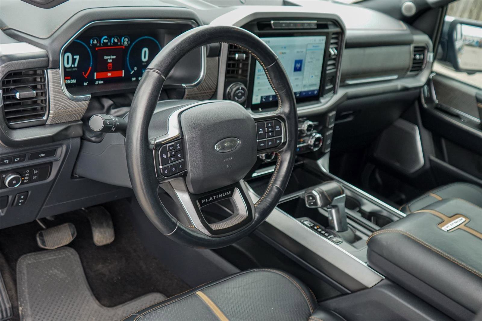 Certified 2022 Ford F150 Platinum w/ Equipment Group 701A High image 8