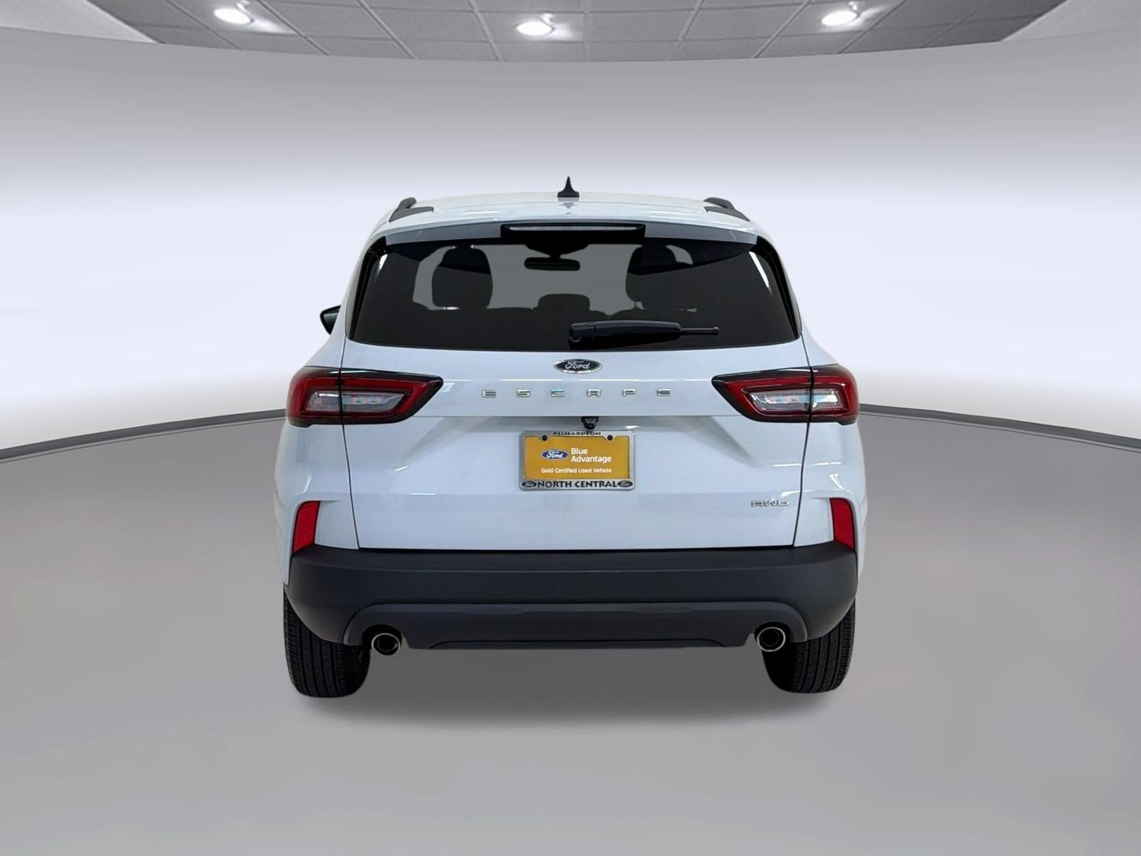 Certified 2025 Ford Escape ST-Line AWD/4WD image 10