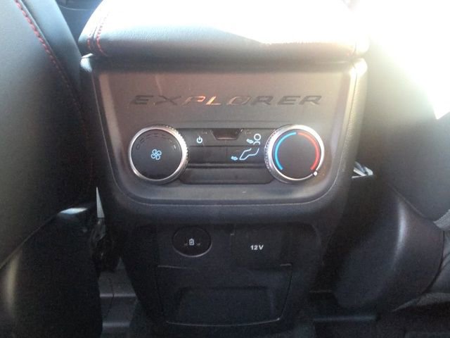 Certified 2025 Ford Explorer ST-Line image 21