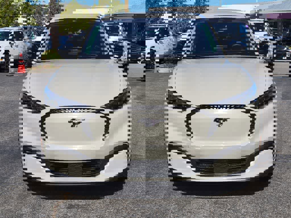 Certified 2025 Ford Mustang Mach-E Select w/ Comfort Package Lite RWD image 9