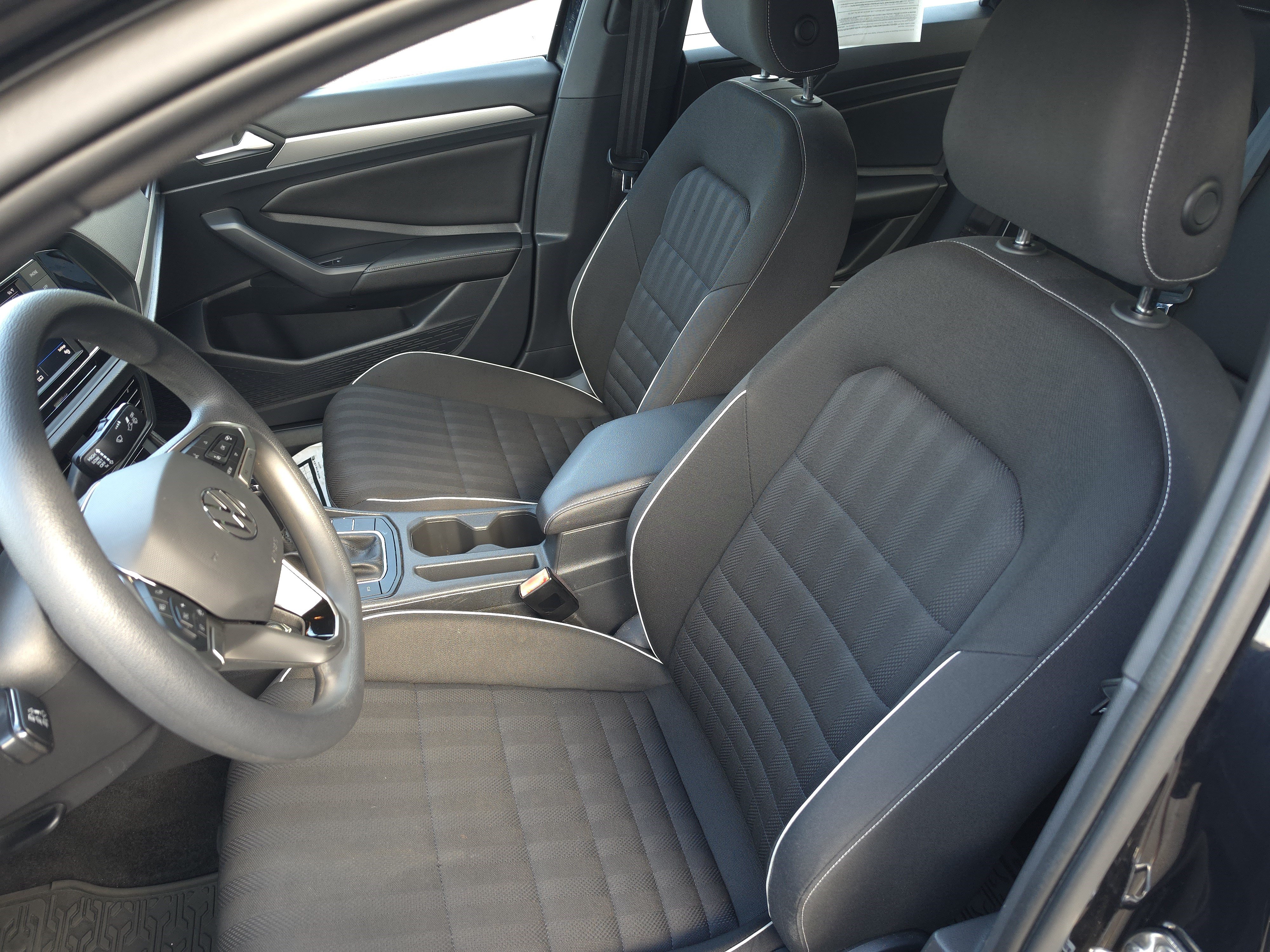 Used 2022 Volkswagen Jetta Sport FWD image 17
