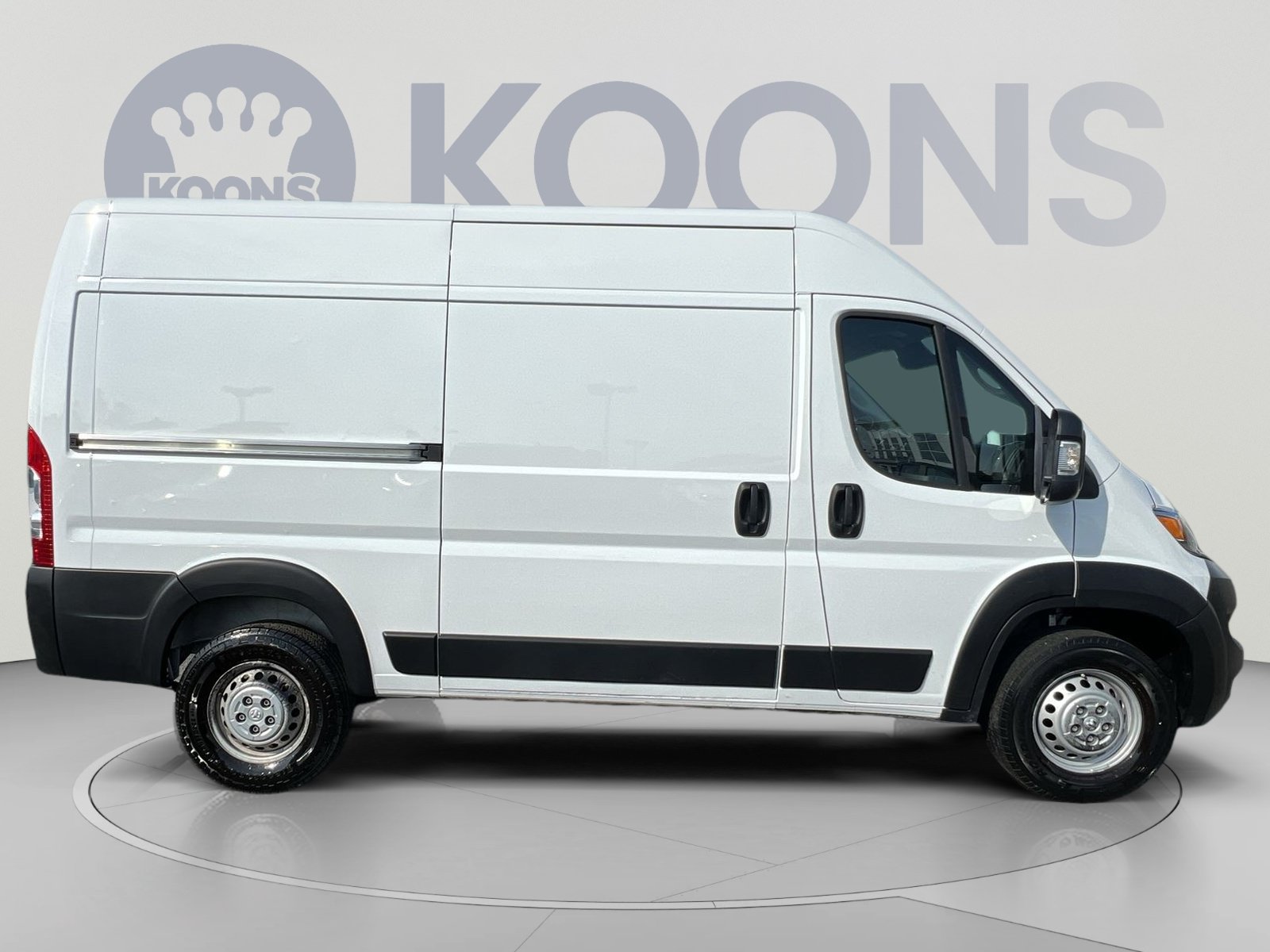 Used 2024 RAM ProMaster 2500 w/ Convenience Group FWD image 17