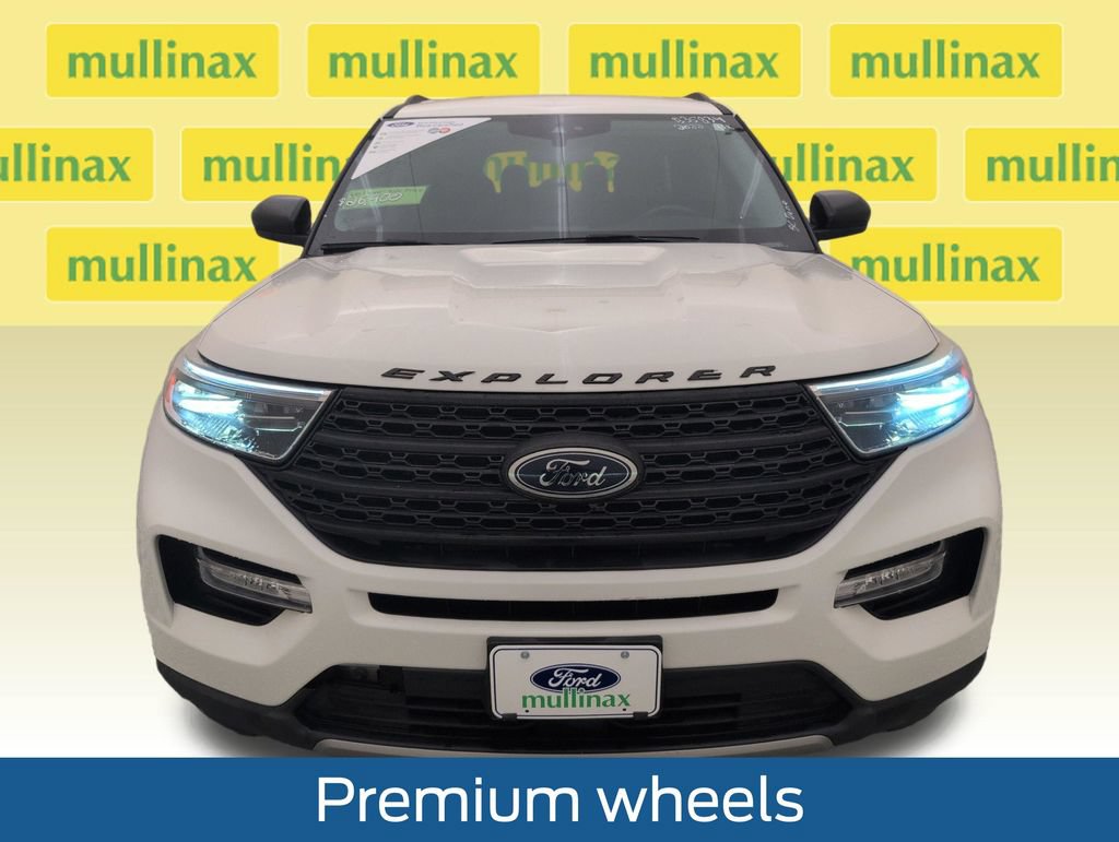 Certified 2022 Ford Explorer XLT w/ Equipment Group 202A RWD image 14