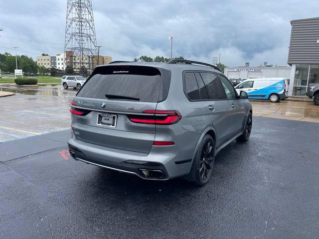 Used 2024 BMW X7 xDrive40i w/ M Sport Package AWD/4WD image 7