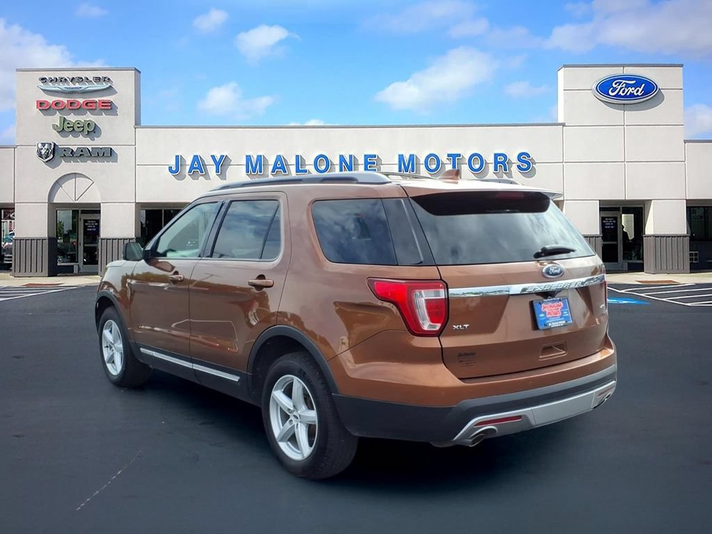 Certified 2017 Ford Explorer XLT w/ Equipment Group 201A AWD/4WD image 5