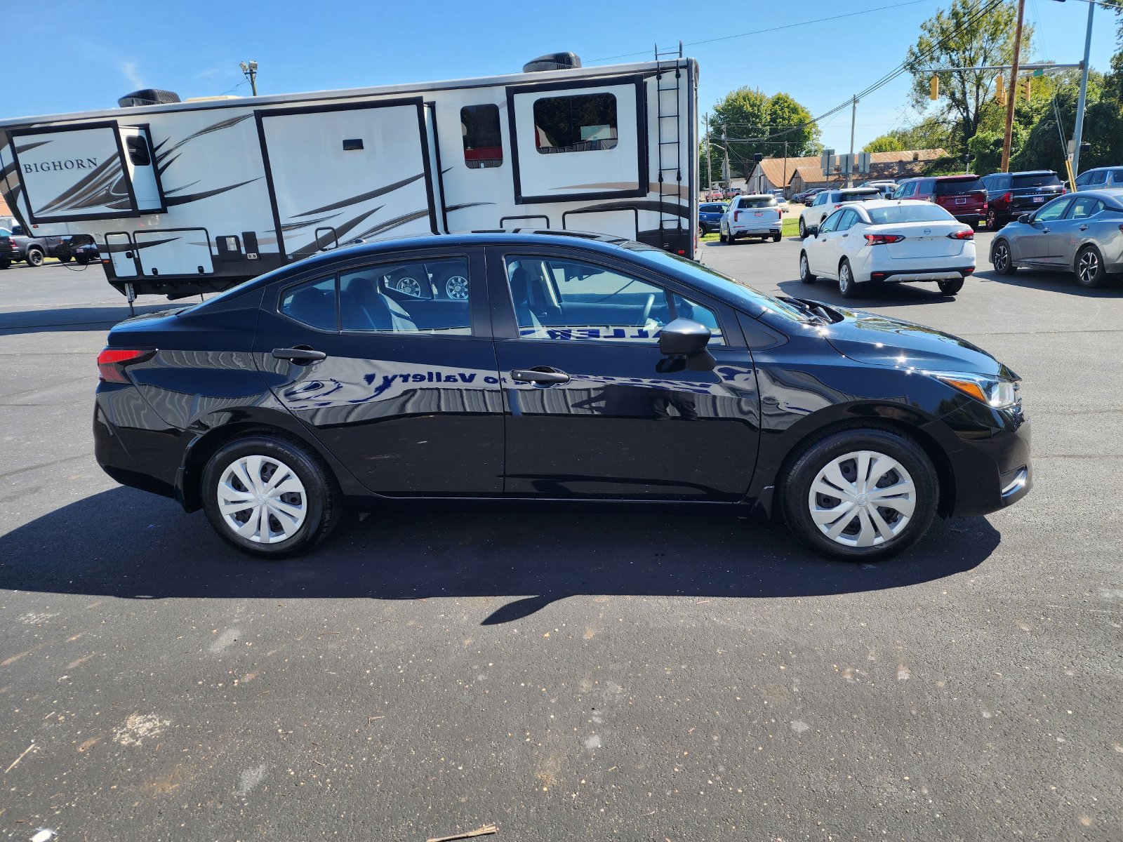 Used 2024 Nissan Versa S w/ Trunk Package FWD image 6