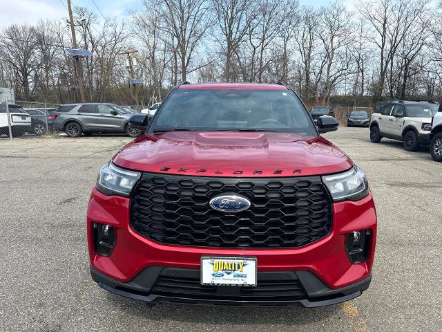 Certified 2025 Ford Explorer ST-Line w/ Premium Package image 2