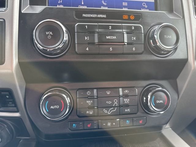 Certified 2020 Ford F350 Lariat w/ Lariat Value Package AWD/4WD image 29