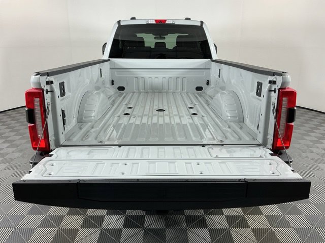 Certified 2025 Ford F450 Lariat w/ FX4 Off-Road Package AWD/4WD image 7