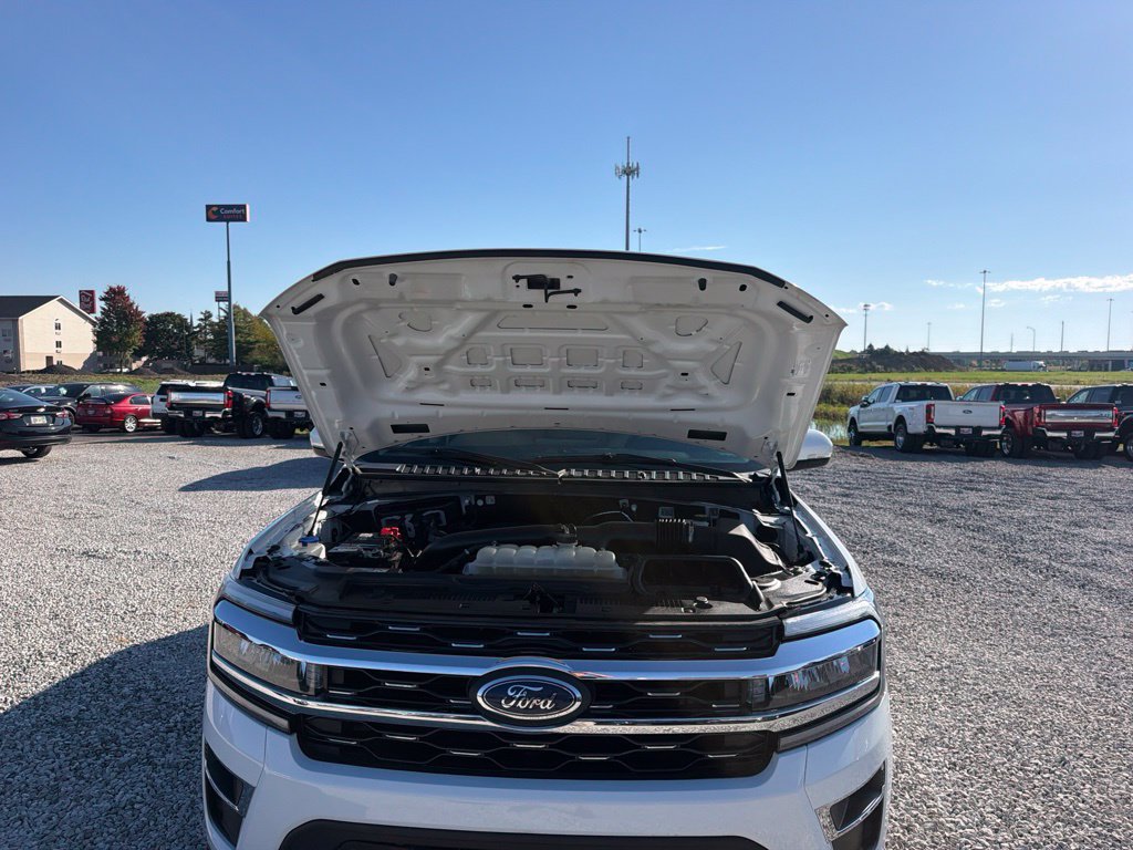 Certified 2024 Ford Expedition Max Limited AWD/4WD image 18