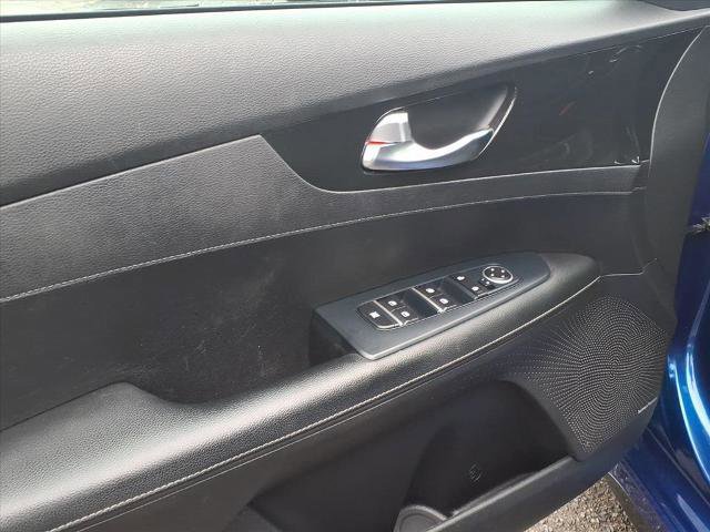 Used 2021 Kia Forte GT-Line w/ GT-Line Premium Package image 9