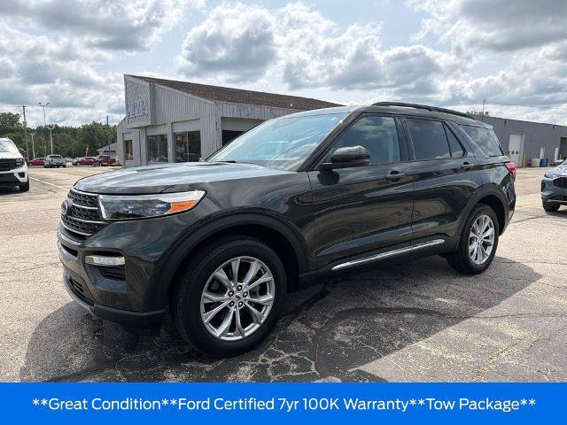Certified 2024 Ford Explorer XLT w/ Equipment Group 202A AWD/4WD image 3
