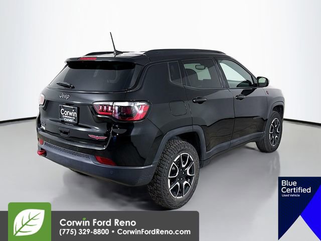Used 2024 Jeep Compass Trailhawk AWD/4WD image 9