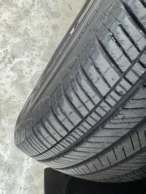 Used 2024 Toyota Corolla Cross XSE w/ Convenience Package image 29