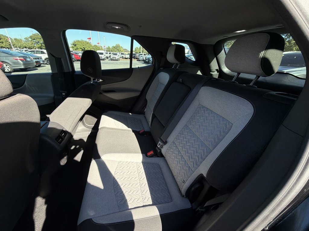 Used 2024 Chevrolet Equinox LS w/ Midnight Edition FWD image 24