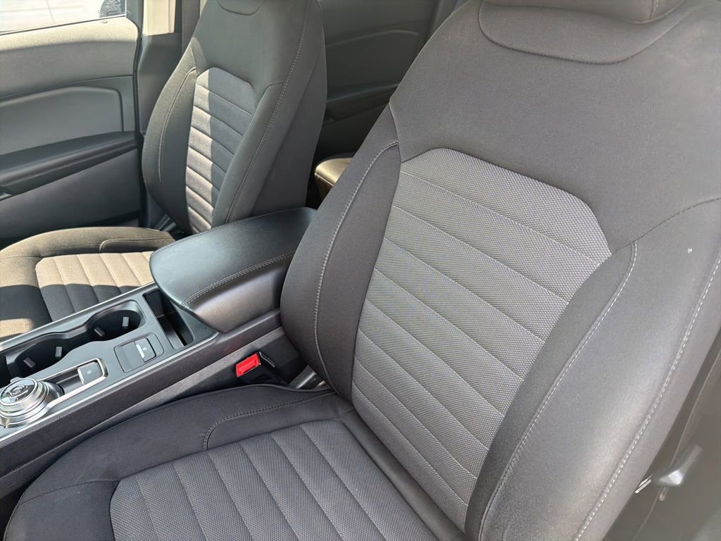 Certified 2023 Ford Edge SE w/ Black Appearance Package AWD/4WD image 12