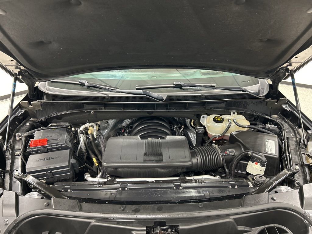 Used 2021 Cadillac Escalade Sport Platinum w/ LPO, ONYX Package image 35